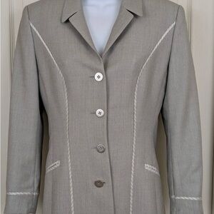 Escada Light Gray Blazer with White Detailing
